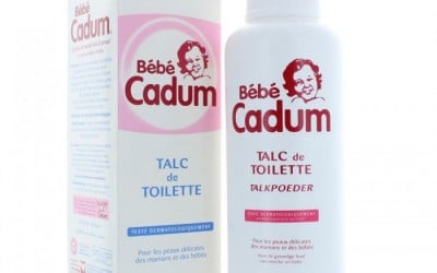 Irritation entre les cuisses : talc pour les bébés